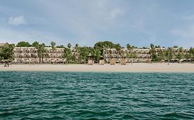 منتجع جيه ايه بالم تري كورت